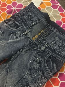 women/ girls jeans