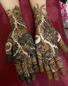 Book Your Henna