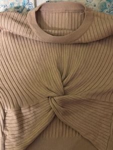 Soft Glow Cream Wool Crop Top – Long Sleeve Cozy C