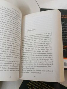 Gillian Flynn Book Set
