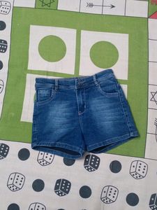 Kids(Girls) Denim Shorts With Pockets.