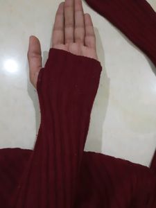 Maroon Full Sleeves T-Shirt For Semi Winters
