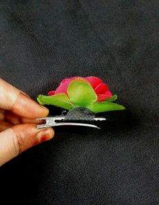 Red Rose Hair Clip (with &amp; w/o Stone)🌹