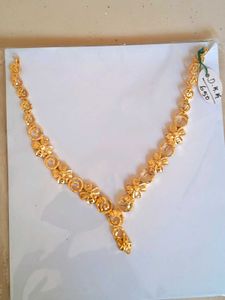 Gold-toned Floral Necklace