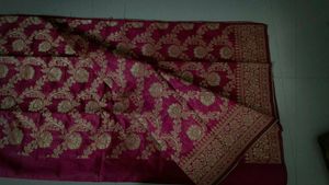 Banarasi Silk Saree - Elegant Pink &amp; Gold