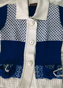 Stylish Blue &amp; White Cardigan
