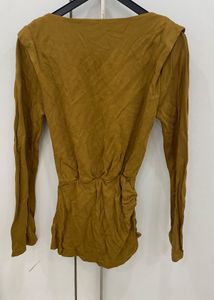 Effortless Chic in Mustard – Own the Look!