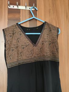Black V-neck Kurta / Dress (Women)