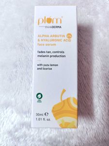 Plum 2% Alpha Arbutin & Hyaluronic Acid Face Serum