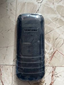 Samsung Guru 1200 New Box Pack Keypad Mobile Phone