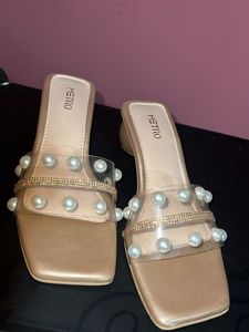 Metro Pearl Detail Heels