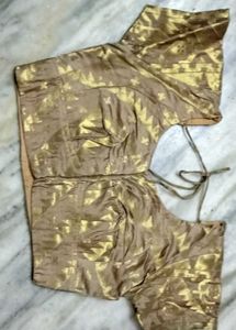 Sarees With Blouse