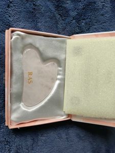 Ras Luxury Oils Rose Quartz Gua Sha