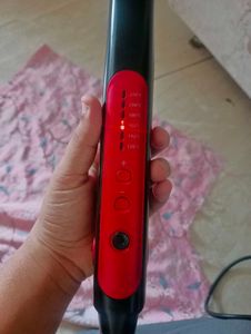 Croma Hair Straightener