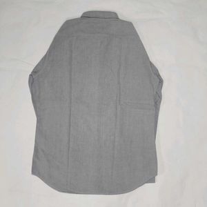 UNIQLO Grey Shirt