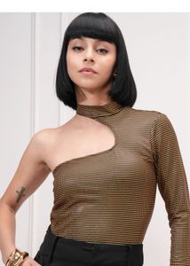One-Shoulder top