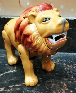 Toy Royring Lion