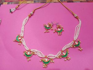 Green Crescent Necklace Set