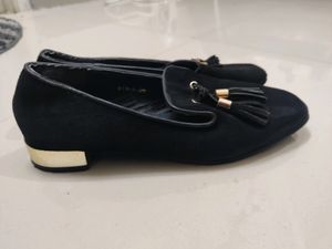 Korea Imported Women Velvet Black Tassle Loafer