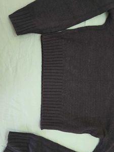 H&amp;M Black Cropped Knit Sweater