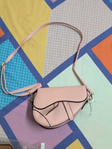Pink Saddle Satchel Bag..🤌💕