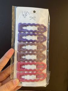 full size glossy hair clips set