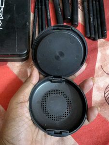 ✨COMBO✨M.A.C Cosmetics Powder Plus Compact &amp; brush