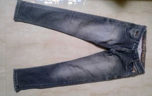 Free Fire Jeans