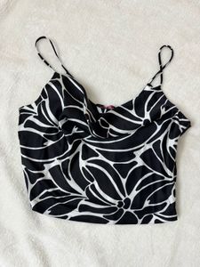 Chic Black & White Crop Top