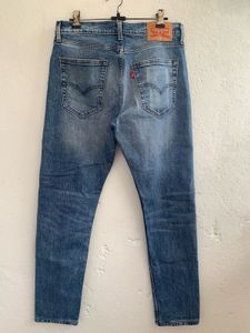 Levi’s Modified Jeans