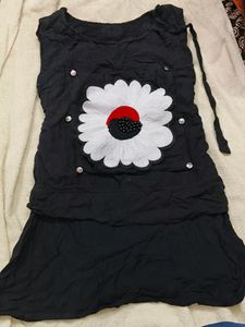 Black Flower Top