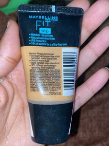 Mybelline New York FIT ME  foundation