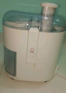 Juicer Machine
