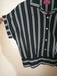 Trendy Fashionable Women Top💟