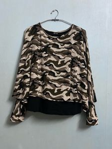 Camouflage Top in Olive-Toned Camo