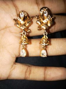 Earring