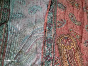 An Embroidery Dupatta/Scarf With Pattern