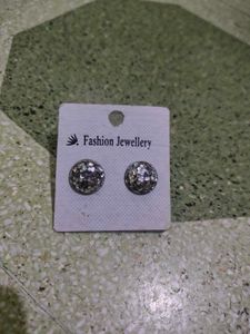 Sparkling Stud Earrings
