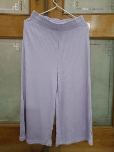 3/4 Lavender Pants