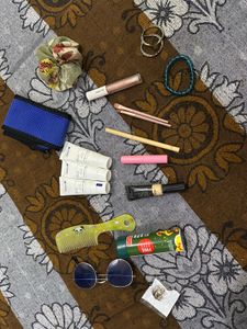Cosmetics Organiser