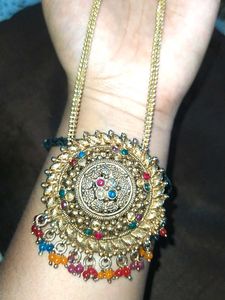 A Round Unique Necklace