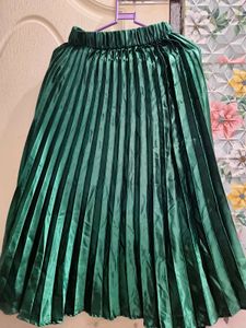 Uptownie Satin Pleated Green Skirt