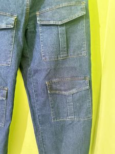 Women Blue Cargo Straight Jeans