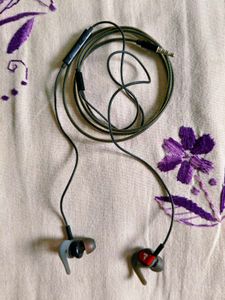BOAT BASSHEADS 242 EARPHONES