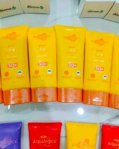 1 Pack ❤️ Aqualogica Glow Sunscreen ✅