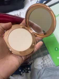 Charlotte Tilbury Compact without box