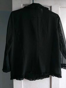 Clearance Sale!!! 🖤 Black Ruffle Top 🖤