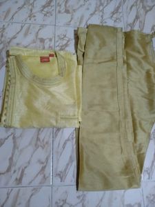 New Gents Kurta And Pyjama.Wore Only Once On Marriage.kurta size:105 Cm/42. Bottom Wearsize:38.