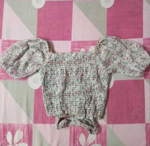 Floral Puff Sleeve Crop Top