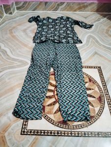 Night Dress Hai Dogo Ek Top Ha